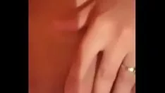 Jouer Viviana di Barila filmata mentre si masturba