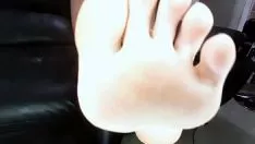 Play Sexy beauty who fucks to order in the hotel