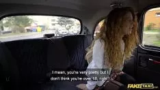 Play She offers her pussy to a taxi driver equipped in public